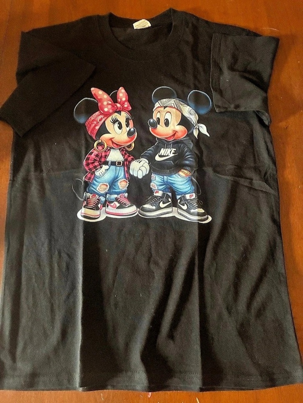 Mickey & Minnie Graphic Tee in Black